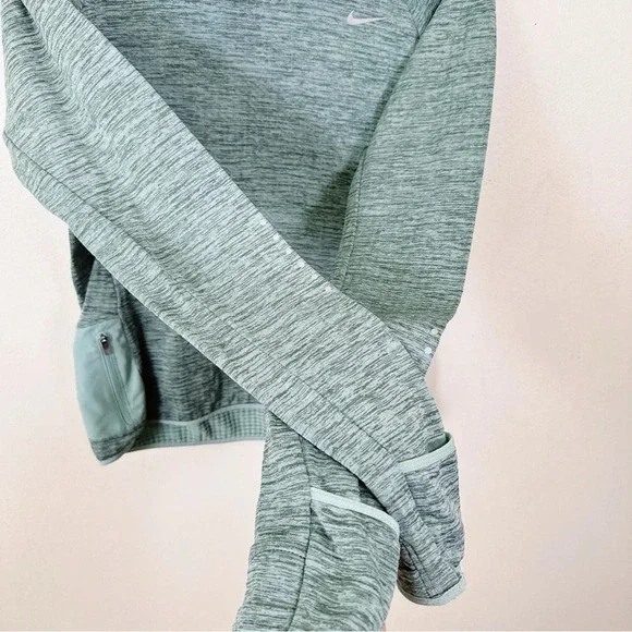 Nike Sphere Element Dri-Fit Pullover - Picture 13 of 16